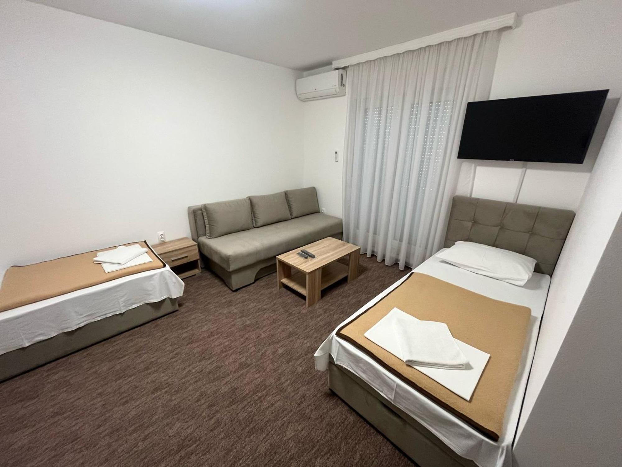 奥拉汽车旅馆 莫斯塔尔 外观 照片